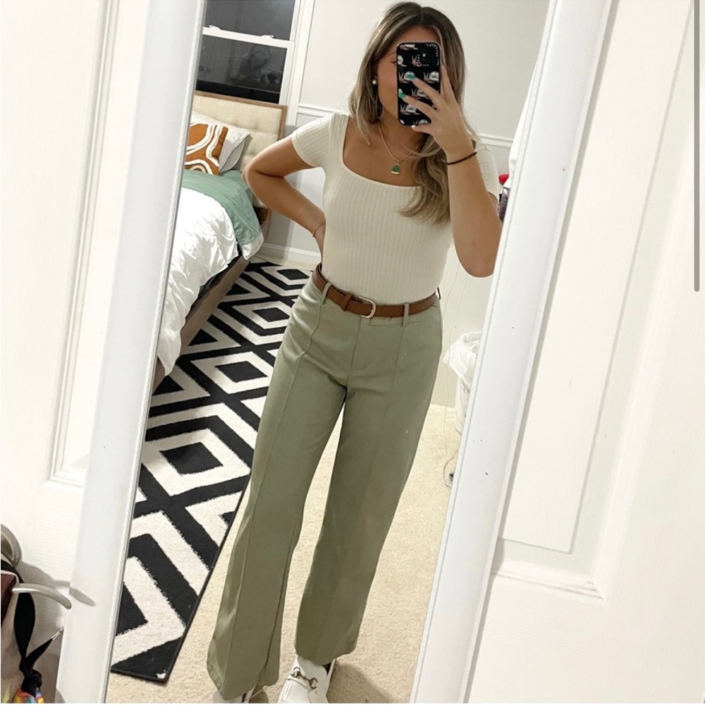 7 For All Mankind Vegan Faux Leather Pants Trousers Sage Green Cropped Size M